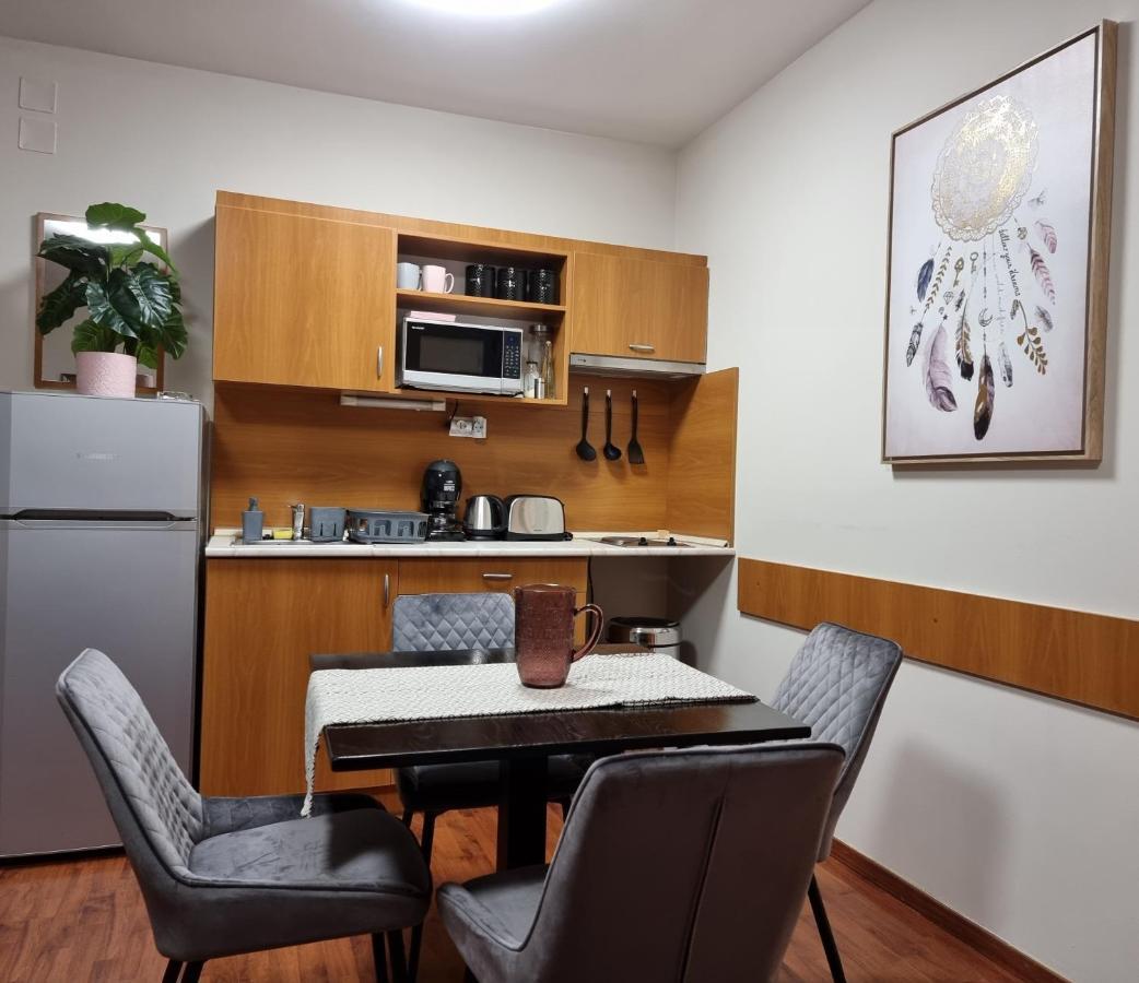 Relax Wellness Studio Hajduszoboszloアパートメント エクステリア 写真